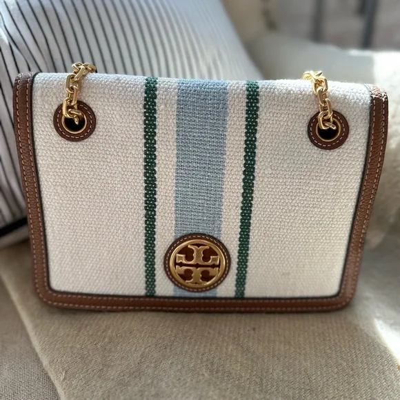 Tory Burch shoulder bag LIKE NEW - Picture 1 of 6